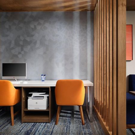 Holiday Inn Express & Suites Lima By Ihg Exterior foto